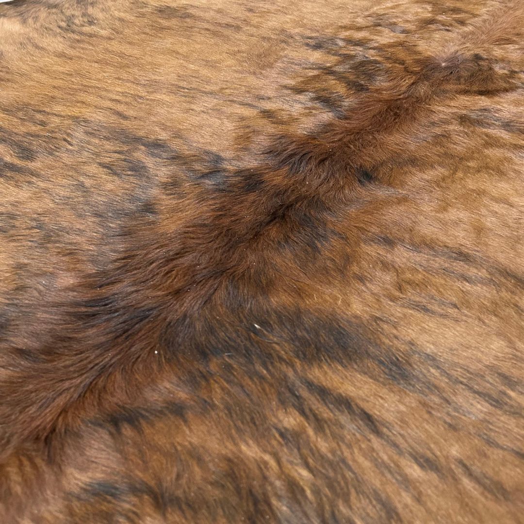 Tapete Bovino Natural Brazino Escuro I BZE347 I 2,01 x 2,18 m