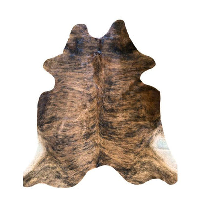Tapete Bovino Natural Brazino Escuro I BZE444 I 1,96 x  — vista frontal em couro de boi legítimo