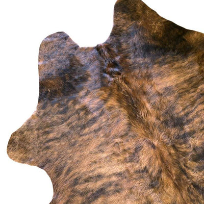 Tapete Bovino Natural Brazino Escuro I BZE444 I 1,96 x  — detalhe do acabamento artesanal