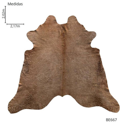 Tapete de couro de boi natural bege escuro - pele de vaca formato natural para sala - DECOURO