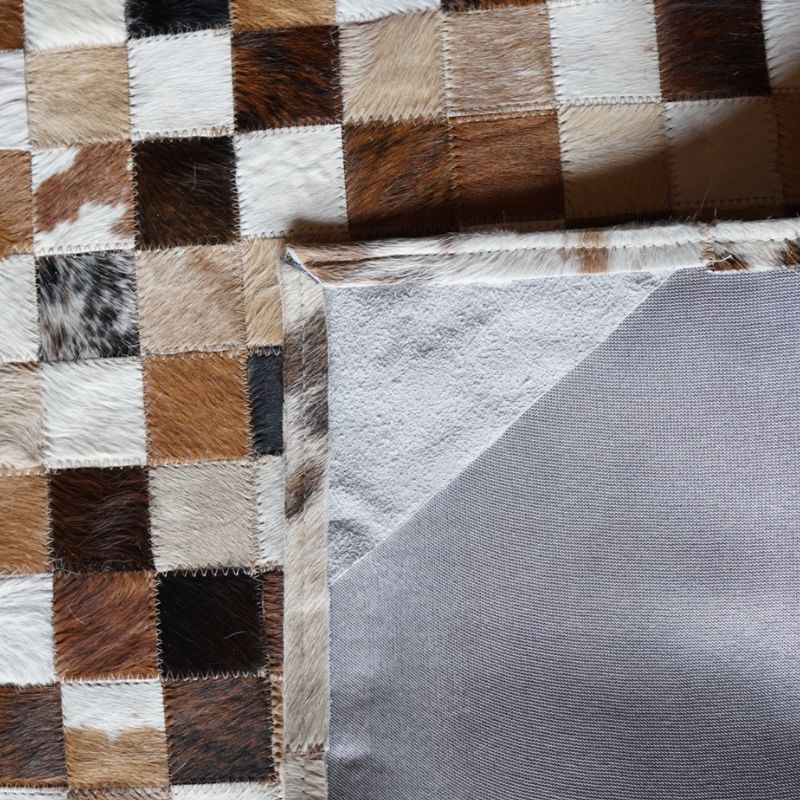 Tapete Savana – Módulo de 5x5cm - Couro Legítimo - PRONTA ENTREGA 1,5x2m