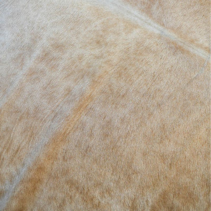Tapete Bovino Natural Bege Claro I BC627 I 2,13x2,05m - Tamanho Grande