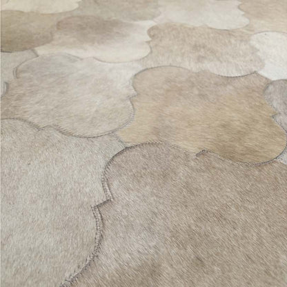 Tapete de Couro Atlas - Bege Claro — detalhe do acabamento artesanal