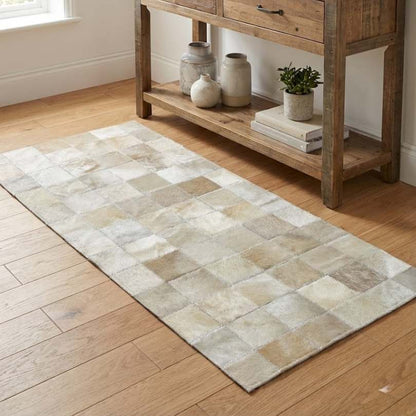 Passadeira de Couro Natural Quadriculada Clara 1,25 m x 55 cm - P002
