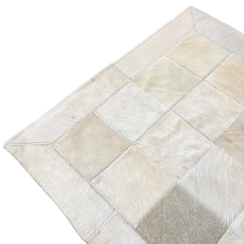 Passadeira de Couro Natural Quadriculada Bege Claro 1,50 m x 52 cm - P005