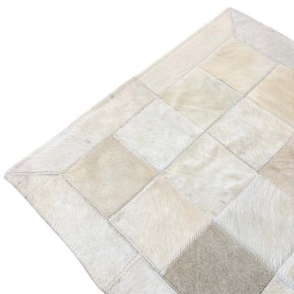 Passadeira de Couro Natural Quadriculada Bege Claro 1,50 m x 52 cm - P005