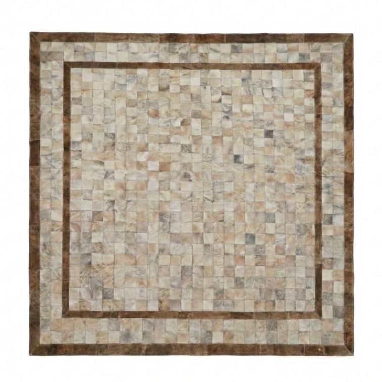 Tapete Horizonte - Couro Natural - Módulo 10x10cm — close no padrão do couro de boi