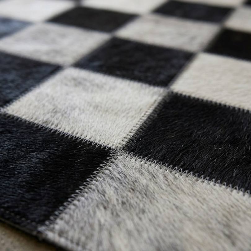 Tapete Xadrez - Preto e Branco Módulo 10x10 cm — detalhe do acabamento artesanal