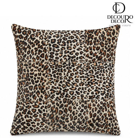 Almofada de Couro Legítimo Animal Print Onça Fundo Branco - Quadriculada