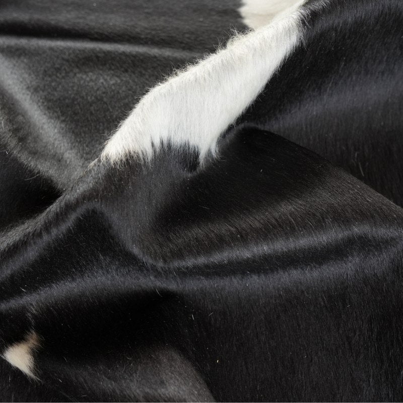 Tapete Bovino Natural Preto e Branco I PB753 I 2,12x1,84m