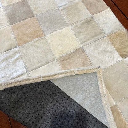 Passadeira de Couro Natural Quadriculada Clara 1,54 m x 56 cm - P004