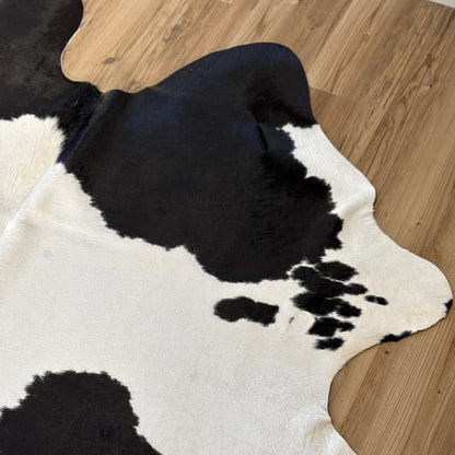 Tapete Bovino Natural Preto e Branco I PB041 I 2,15 x 1,95m