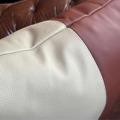 Conjunto com 02 Almofadas DUE em Couro Terracota e Pérola