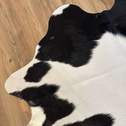 Tapete Bovino Natural Preto e Branco I PB040 I 1,89 x 1,72m