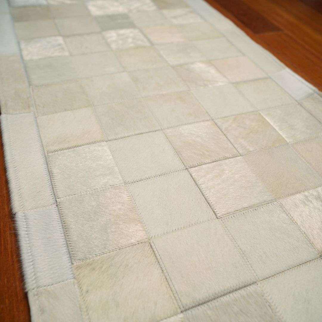 Passadeira de couro bovino natural para corredor - DECOURO