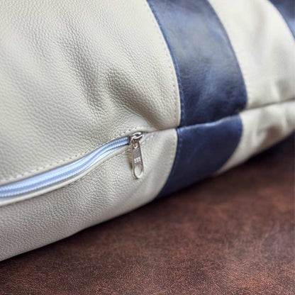 Conjunto com 02 Almofadas Magna - Azul Marinho e Pérola