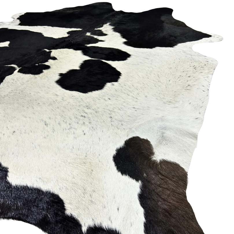 Tapete Bovino Natural Preto e Branco I PB395 I 2,38 x 2,28 m