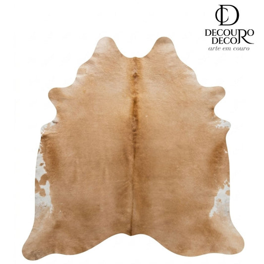 Tapete de couro de boi natural bege e branco - pele de vaca formato natural para sala - DECOURO