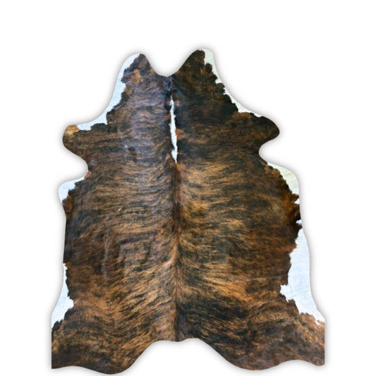 Tapete Bovino Natural Brazino Escuro I BZE425 I 2,24 x  — vista frontal em couro de boi legítimo