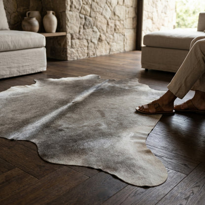 Tapete Bovino Natural Cinza Pelo Curto Macio I GR1072 I 1,70x2,04m em Couro Legítimo