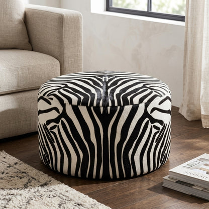 Puff Redondo Savana Zebra 60x40cm em Couro Legítimo com Serigrafia Animal Print