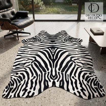 Tapete Bovino Serigrafia Zebra I 2.35m x 1.76m em Couro Legítimo — foto de ambiente 1:1