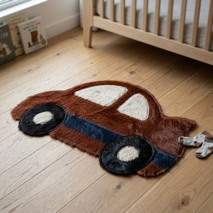 Tapete Infantil Carrinho de Passeio em Couro Bovino 100% Natural – Feito à Mão — foto de ambiente 1:1