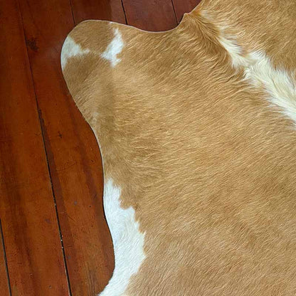 Tapete Bovino Natural Bege e Branco I BB166 I 2,07 x 1,65m