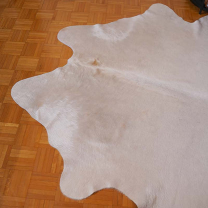 Tapete Bovino Natural Branco I B012 I 2,16 x 1,98m