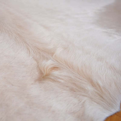 Tapete Bovino Natural Branco I B012 I 2,16 x 1,98m