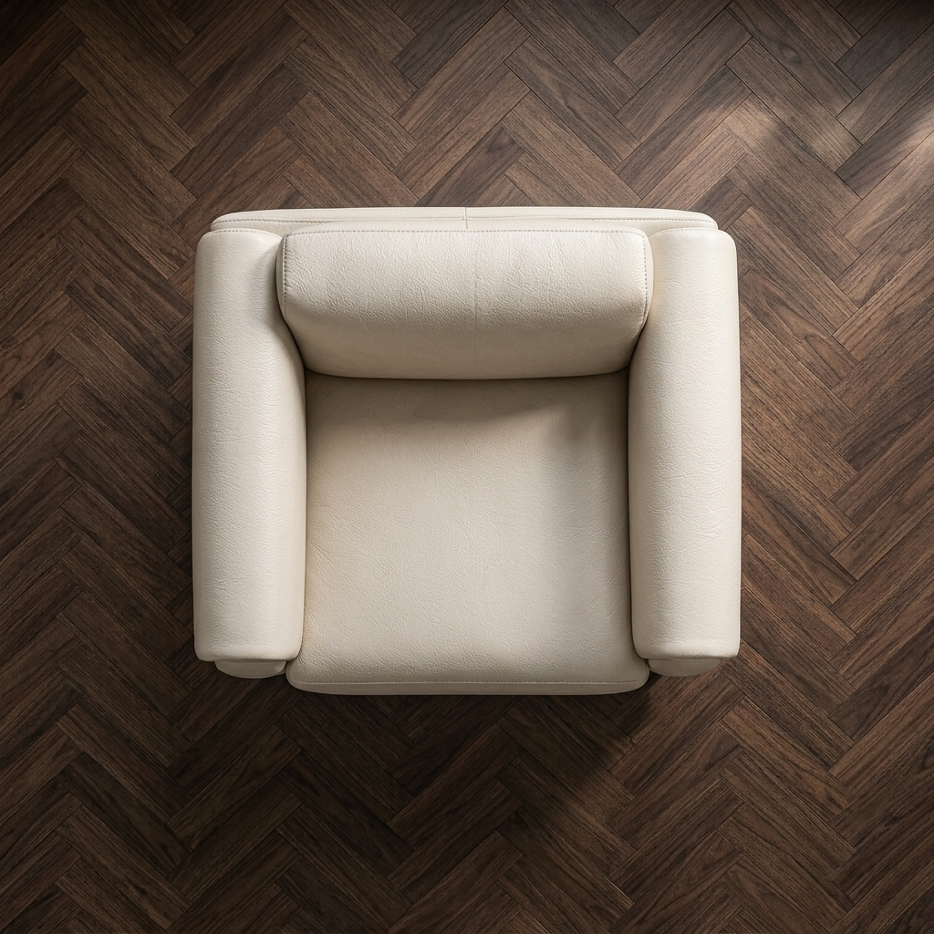 Poltrona Plush Marfim Off-White em Couro Legítimo com Base Metálica — em ambiente decorado