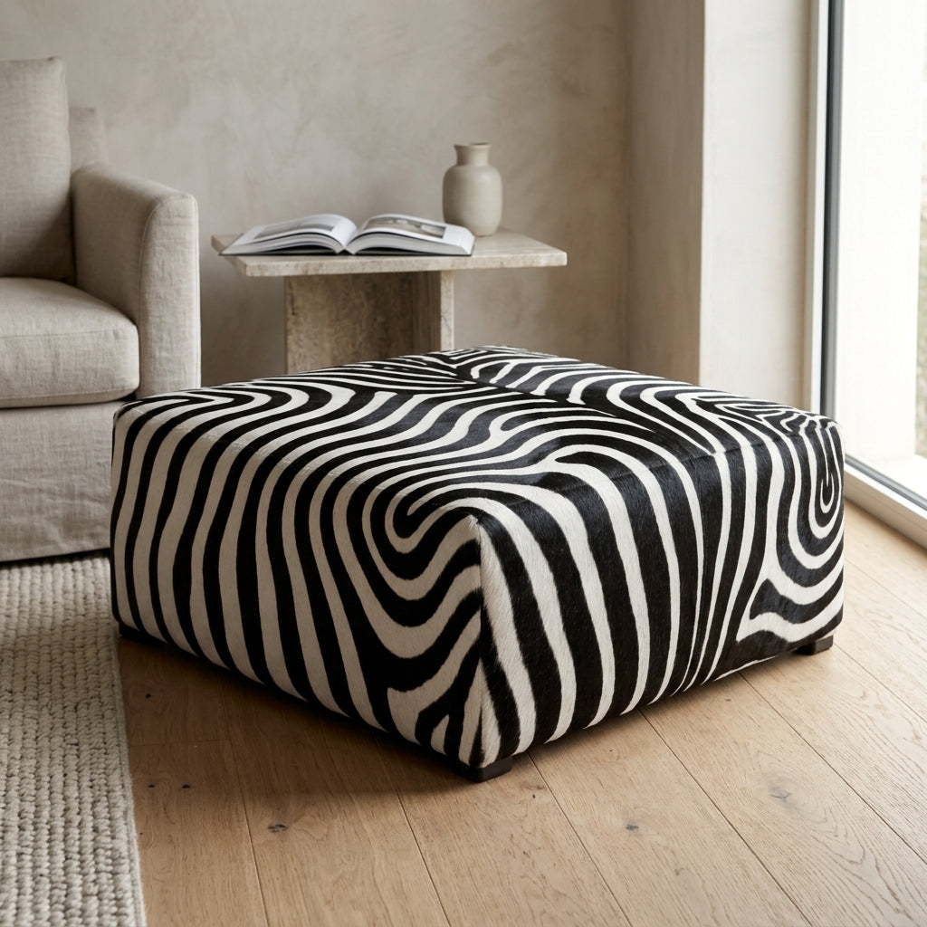 Puff Quadrado Savana Zebra 80x80cm em Couro Legítimo com Serigrafia Animal Print