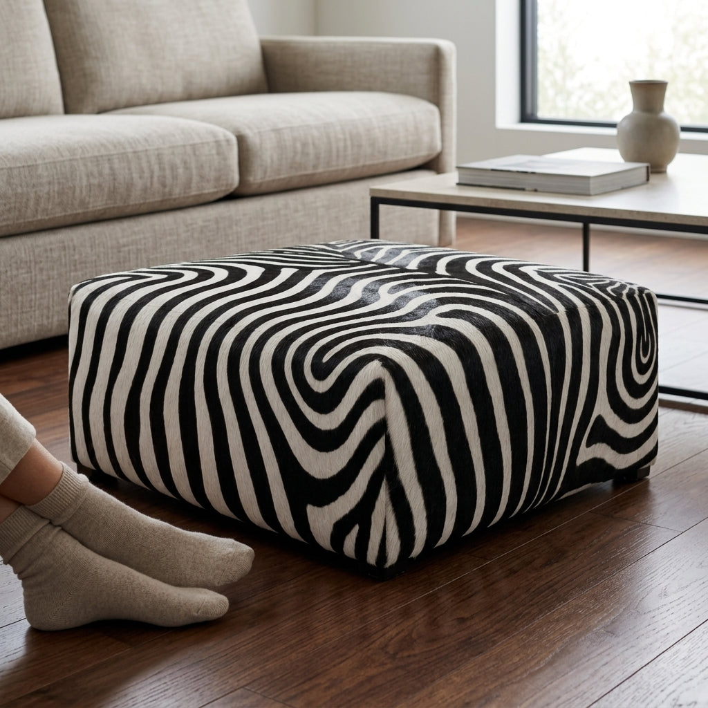 Puff Quadrado Savana Zebra 80x80cm em Couro Legítimo com Serigrafia Animal Print