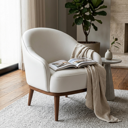 Poltrona Paris Branca em couro legítimo em ambiente decorado — pés de eucalipto maciço, acabamento noce
