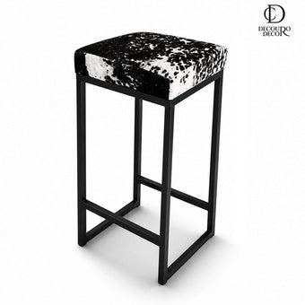 Banqueta em Couro Bovino Natural Legítimo na Cor Preto e Branco