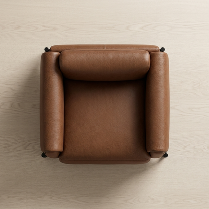 Poltrona de Couro Legítimo Plush Tabaco com Base em Aço Carbono — em ambiente decorado