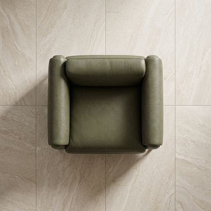 Poltrona Plush Verde Oliva em Couro Legítimo com Base em Aço Carbono — em ambiente decorado