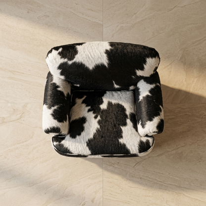 Poltrona Kansas em Pelo Bovino Natural Preto e Branco | DECOURO — foto de ambiente 1:1