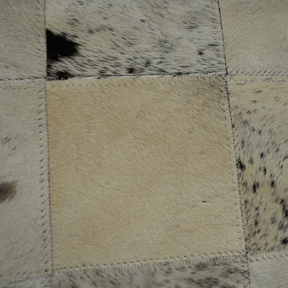 Passadeira de Couro Natural Quadriculada Bege e Cinza 1,50m x 0,50m