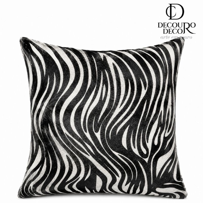 Almofada de Couro Legítimo Animal Print - Zebra