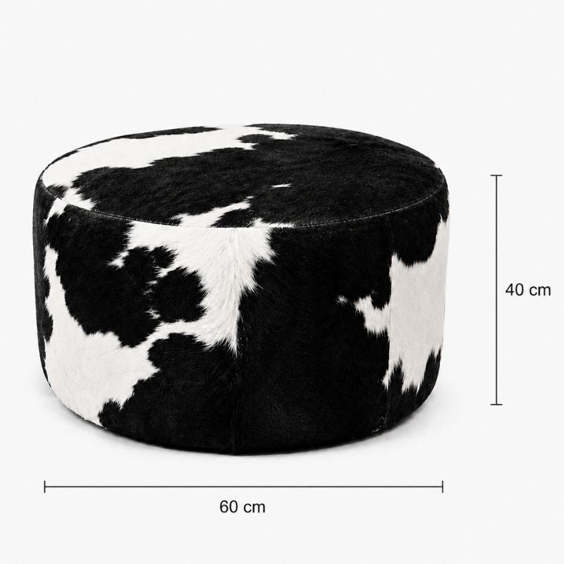 Puff de Couro Preto e Branco em decoração de sala