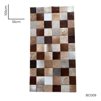 Tapete Beira Cama Couro Legítimo - 105 x 55cm - PRONTA- em ambiente de sala de estar decorada (2)