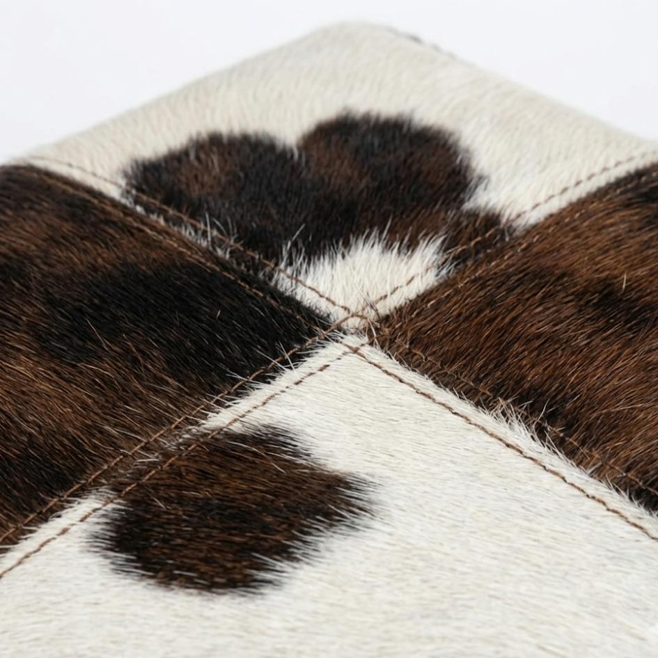 Puff de couro bovino natural artesanal para sala - DECOURO