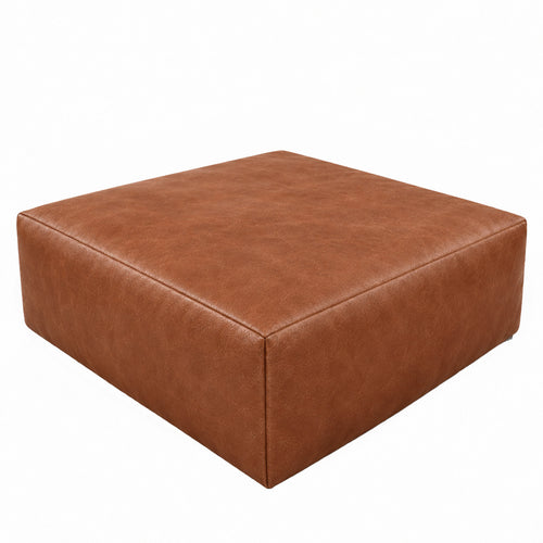 Puff Quadrado Waxy Terracota em Couro de Estofamento - 80x80cm — fundo branco