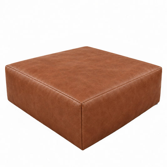 Puff Quadrado Waxy Terracota em Couro de Estofamento - 80x80cm — fundo branco