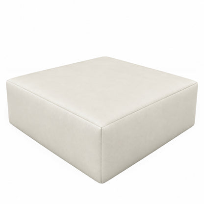 Puff Quadrado Waxy Off White em Couro de Estofamento - 80x80cm — fundo branco