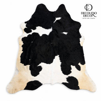 Tapete Bovino Natural Preto e branco  I Pb1154 I 1,80x1,82m