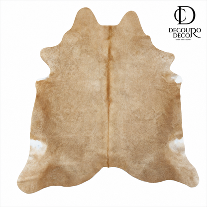 Tapete de couro bovino Bege Claro BC853 1,96x2,19m — vista frontal em fundo branco