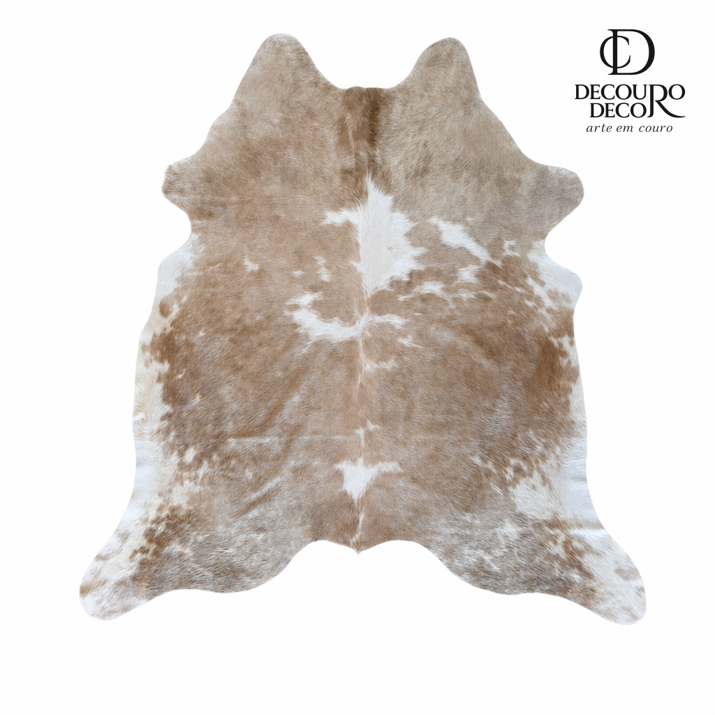 Tapete de pele de boi bege e branco brilhoso BC983 1,98x1,92m em couro bovino legítimo — fundo branco