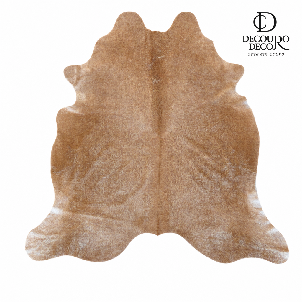Tapete de pele de boi marrom gold BE995 1,89x1,92m em couro bovino legítimo — fundo branco